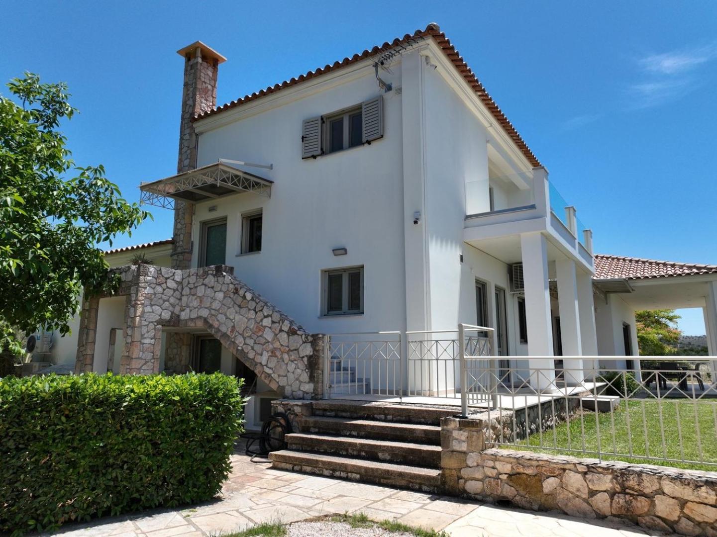 Villa Vakoufia *